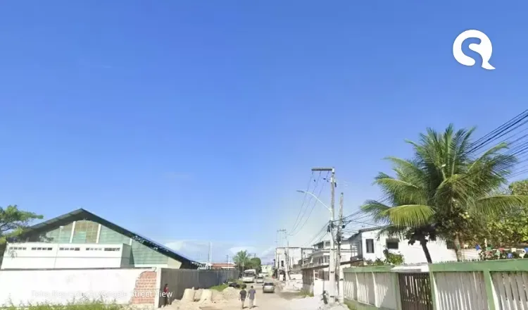 Homem incendeia casa de vizinho e é baleado por PMs após agredir policial, pegar arma e disparar tiro