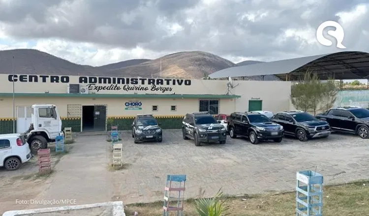 Prefeito de Choró é preso por supostas irregularidades em contratos; candidato eleito está foragido