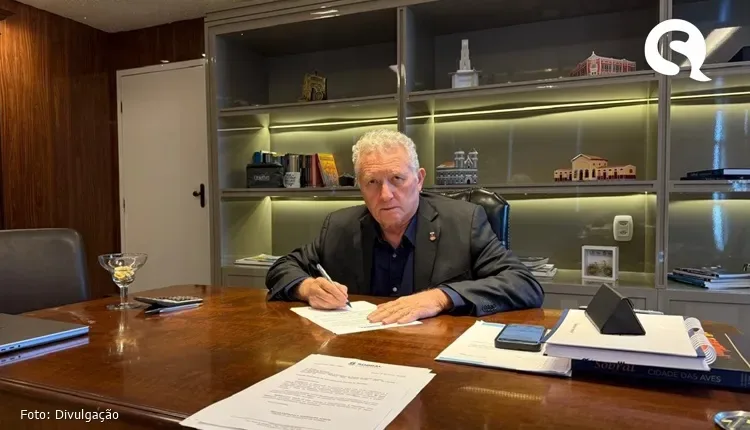 Prefeito Oscar Rodrigues sanciona lei que revoga a taxa do lixo em Sobral