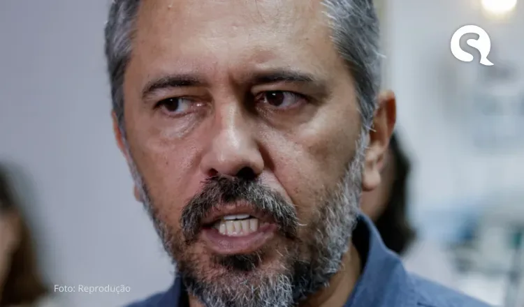 Elmano diz que projeto político ‘não pode prescindir’ de Cid, mas quer discussão só em 2026