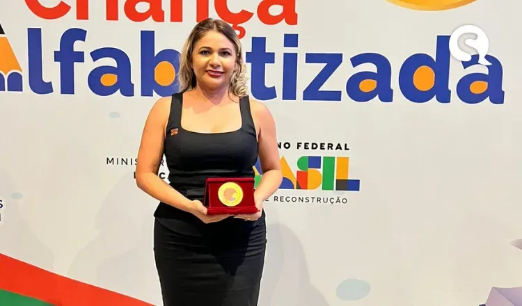 Sobral recebe Selo Ouro de Compromisso Nacional com a Alfabetização