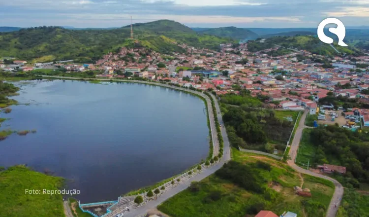 Justiça atende pedido do MP e condena prefeito e secretário municipal de Ipueiras por afastamento irregular de servidor no período eleitoral