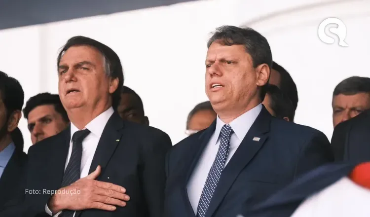 Bolsonaro chama Moraes para ser vice em chapa à Presidência, e ministro reage: ‘Declino’
