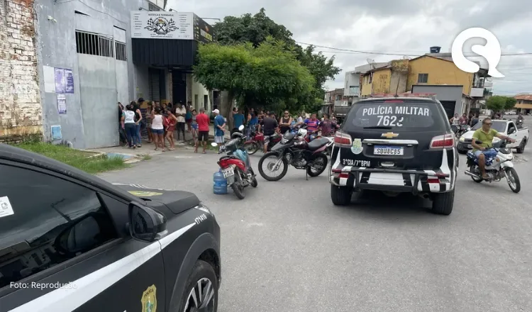 Jovem é assassinado dentro de estabelecimento comercial na cidade de Varjota-CE