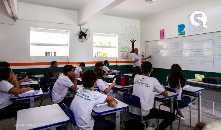 Após Pé-de-Meia, CE recebeu 6 mil novos alunos no ensino médio na rede pública, revela Censo Escolar