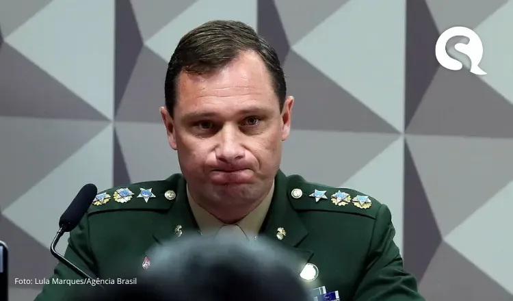 Delator da trama golpista, Cid pede para deixar o Exército