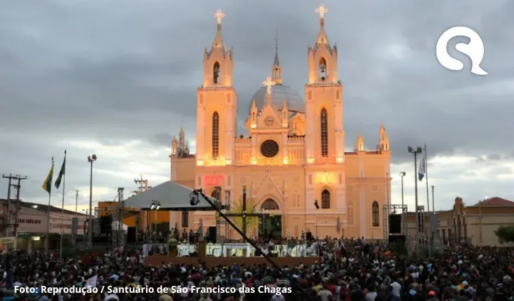 Festa de São Francisco das Chagas de Canindé tem início na madrugada com milhares de fiéis