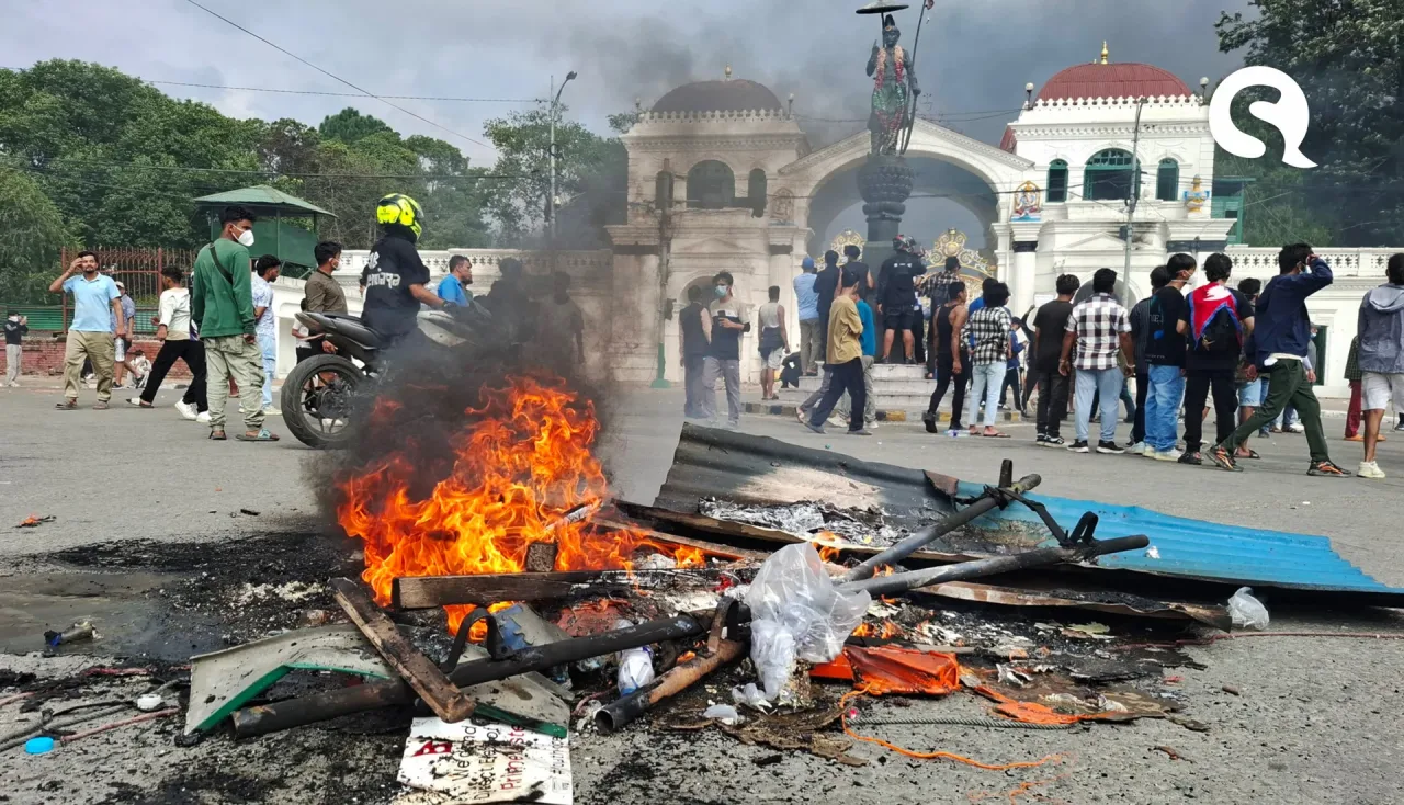 Governo do Nepal Suspende Bloqueio de Redes Sociais Após Protestos que Deixaram 19 Mortos