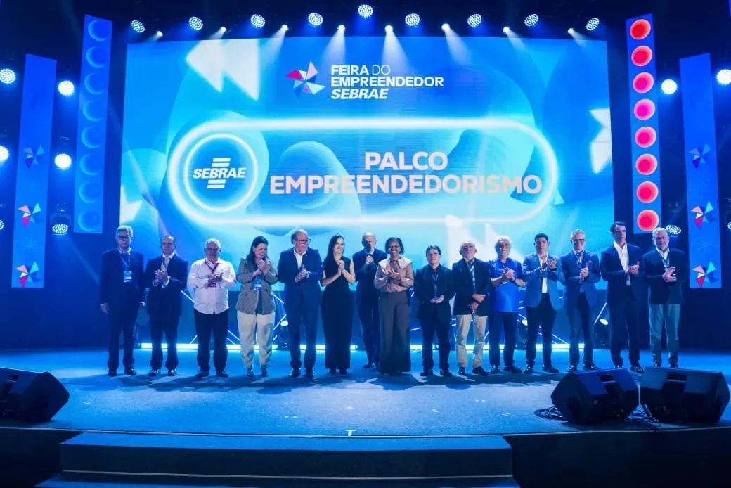 Feira do Empreendedor e Siará Tech Summit 2025 têm início reunindo grandes nomes do empreendedorismo e da inovação no Ceará