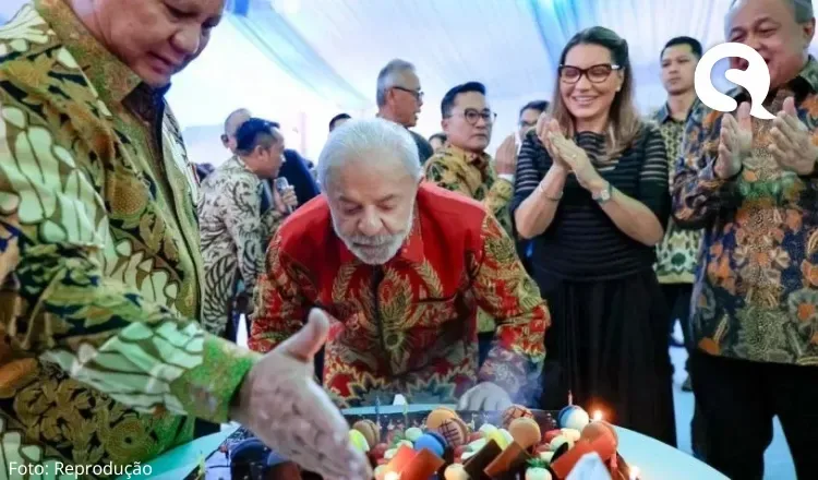Lula recebe festa surpresa de aniversário na Indonésia durante visita oficial
