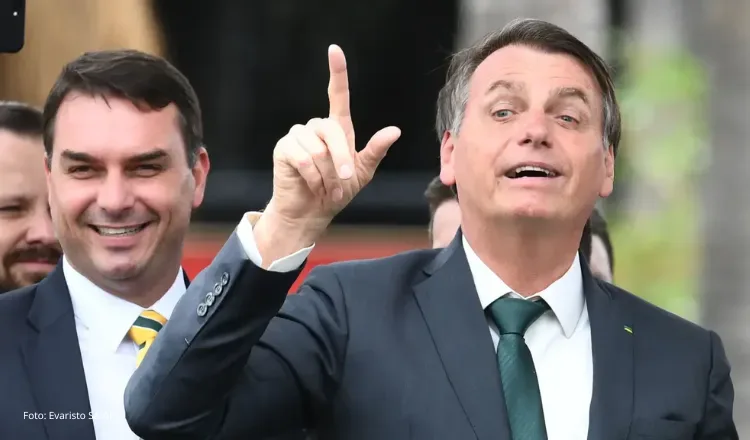 Bolsonaro deixa UTI e vai para unidade semi-intensiva